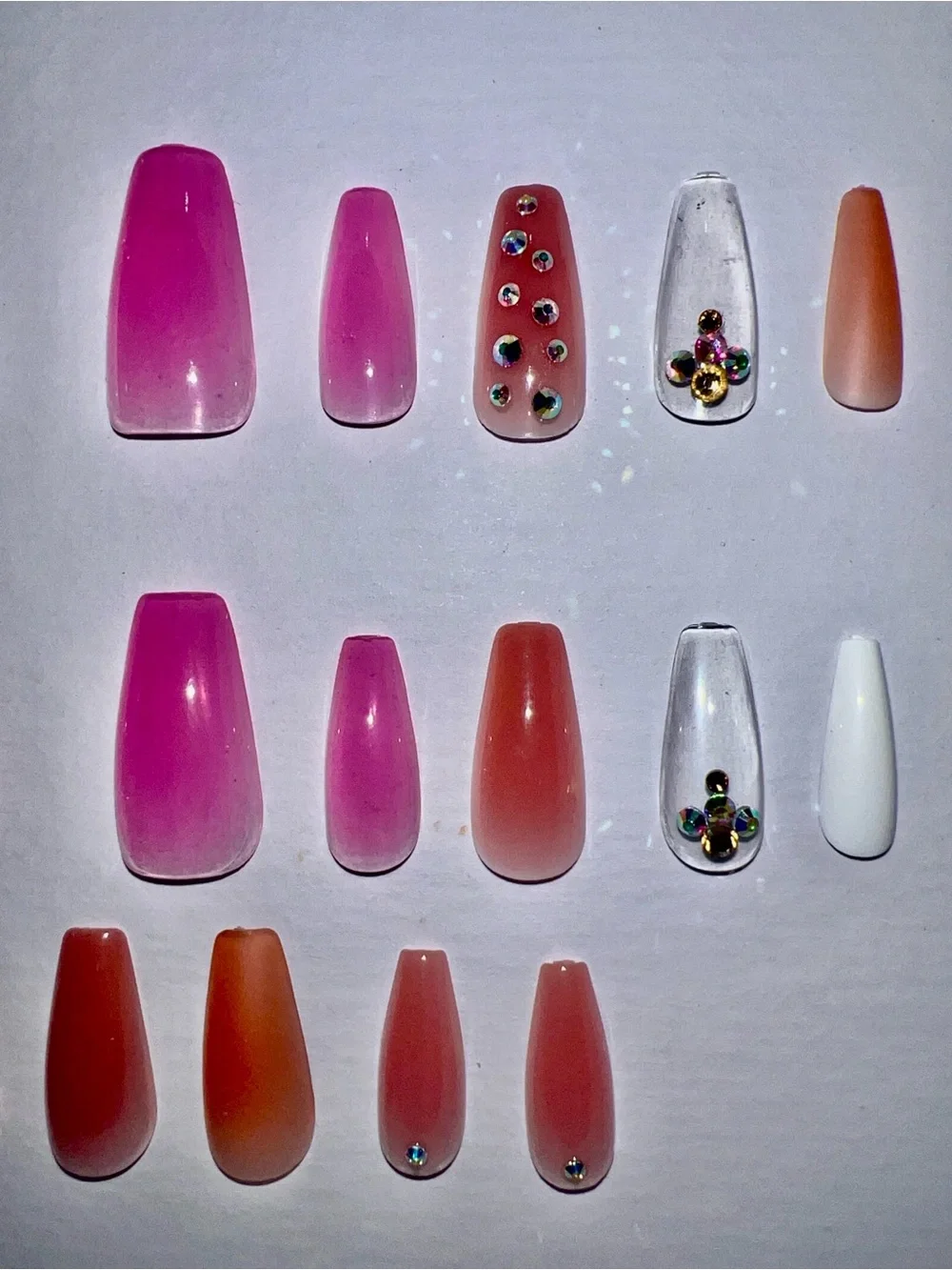 Look Beautiful 28pc press on nails fits medium and large